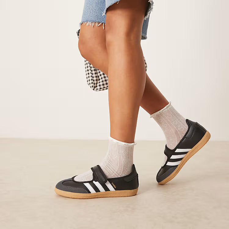 NUEVOS ADIDAS ESSNTIAL